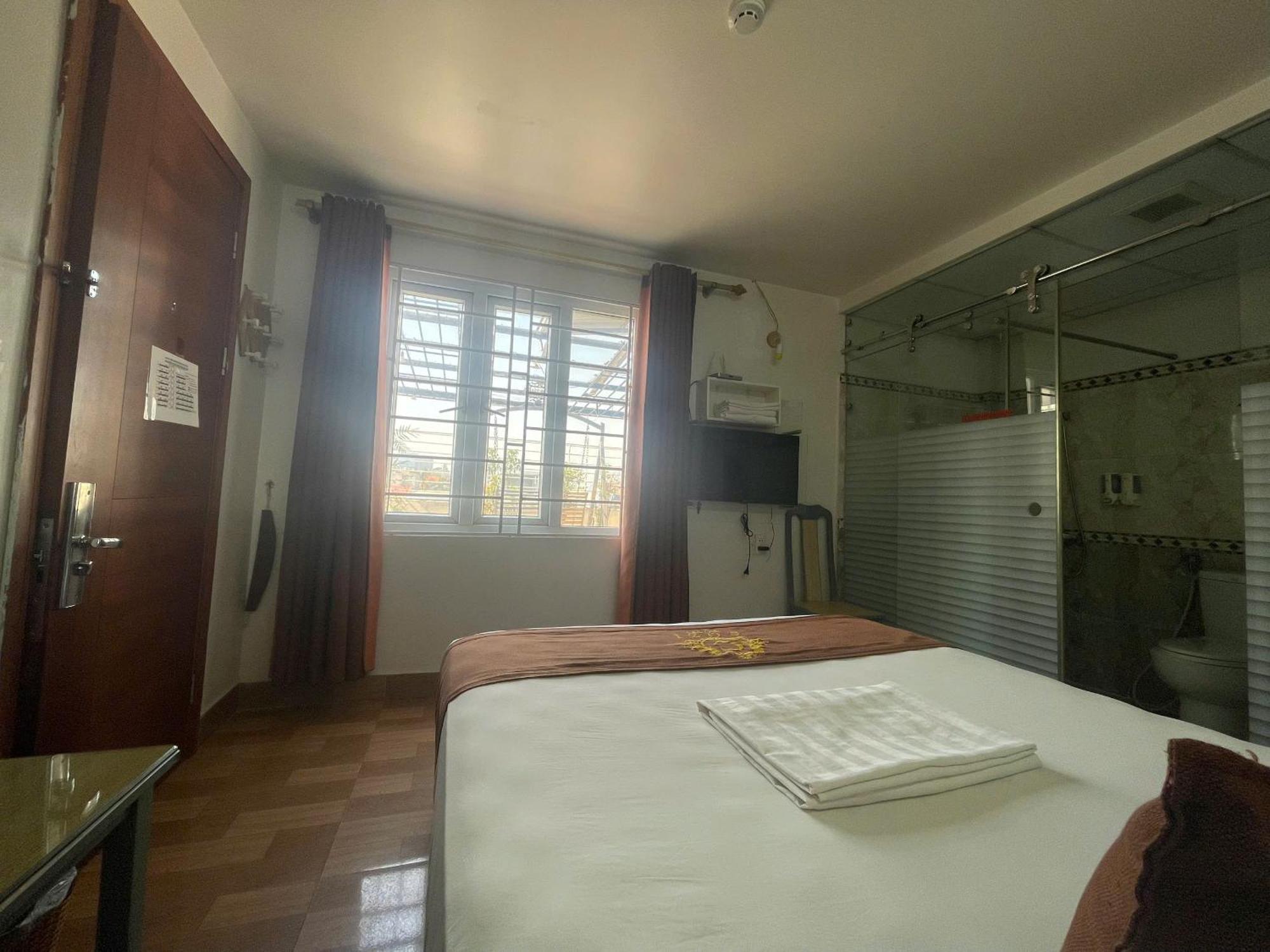 Cozi Hotel Hai Phong Exterior photo